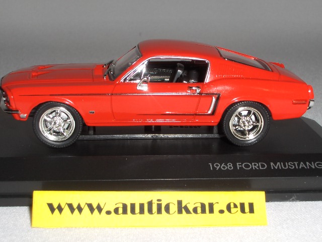 Model Yat Ming Ford Mustang GT 1:43