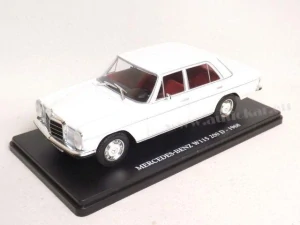 Mercedes-Benz 200D W115 1:24
