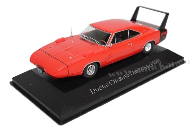Dodge Charger Daytona 1969 (red)