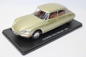 Citroen DS23 Pallas 1973 1:24
