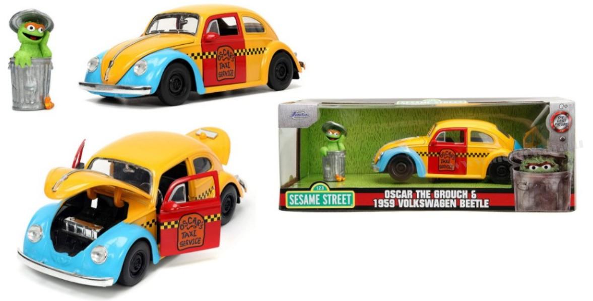 VOLKSWAGEN BEETLE WITH "OSCAR THE GROUCH" 1959 YELLOW/RED 1:24