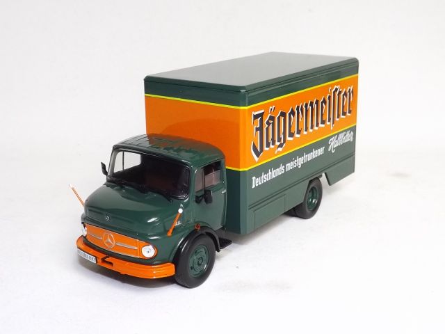 Mercedes-Benz L1113 Jagermeister