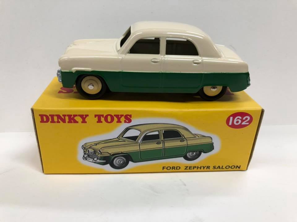 Ford Zephyr Sallon Dinky Toys Replica