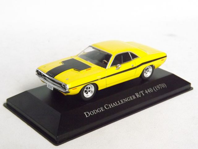 Dodge Challenger R/T 440 