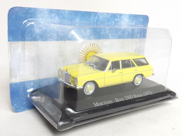 Mercedes-Benz 220D Rural