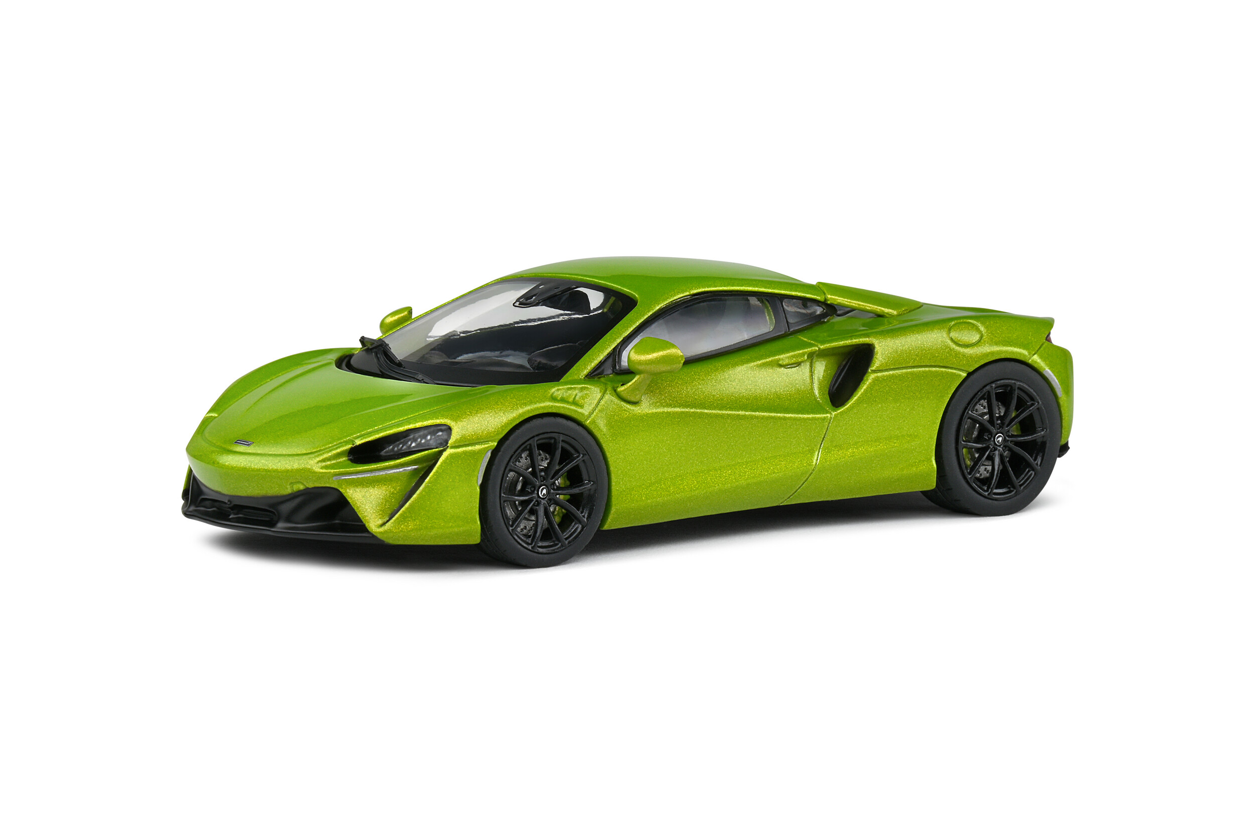 McLaren Artura 2021