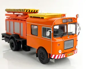 Škoda 706 RT Podnosnik