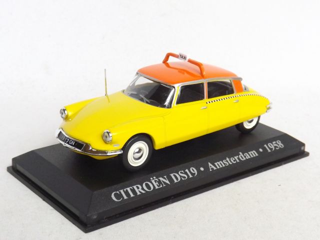 Citroen DS 19 Taxi Amsterdam