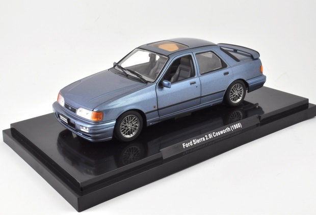 Ford Sierra 2,0i Cosworth 1:24