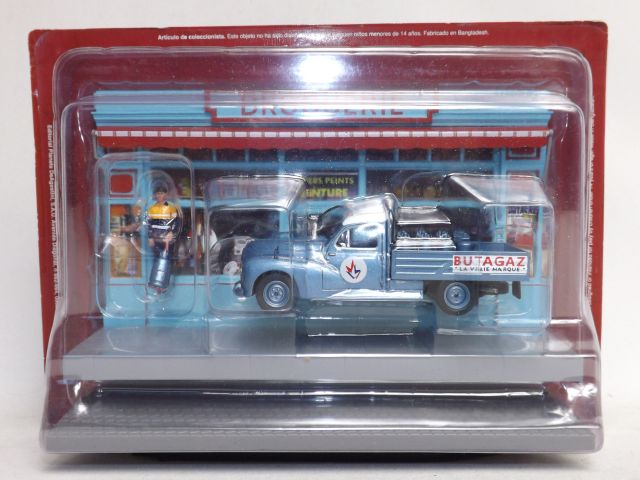 Peugeot 203 Pickup Butagaz Diorama