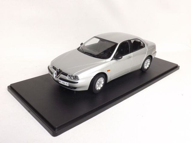 Alfa Romeo 1562,0 Twin Spark 1:18