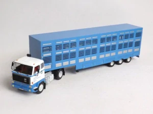 Volvo F89 zvierací transport