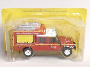 Land Rover Defender 130 Hasiči