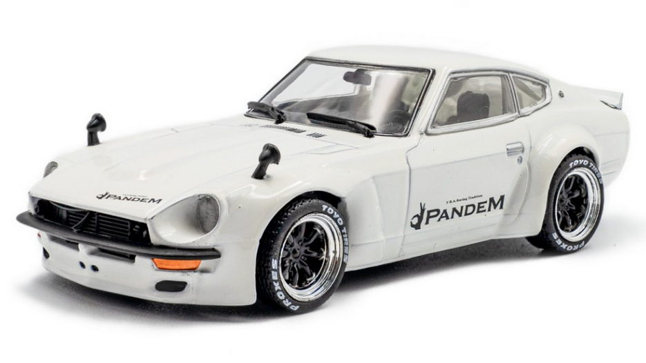 DATSUN 240Z ROCKET BUNNY COUPE 1973 WHITE