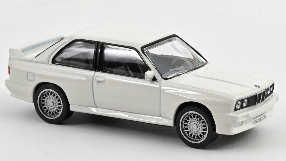 BMW M3 E30 1986 WHITE JET-CAR