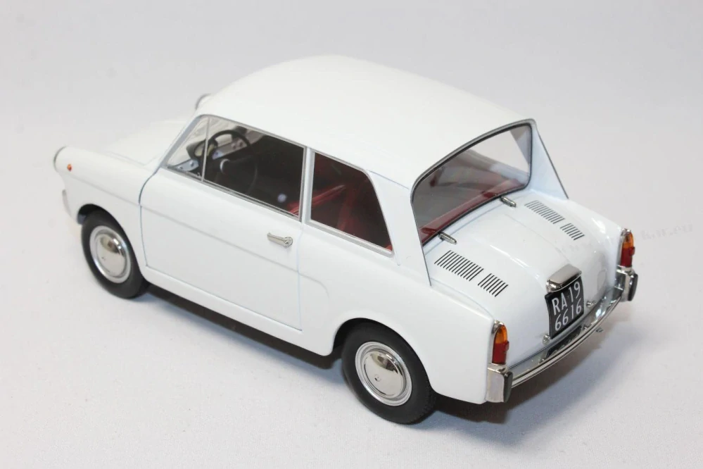 Autobianchi Bianchina 4 Posti (white) 1:18