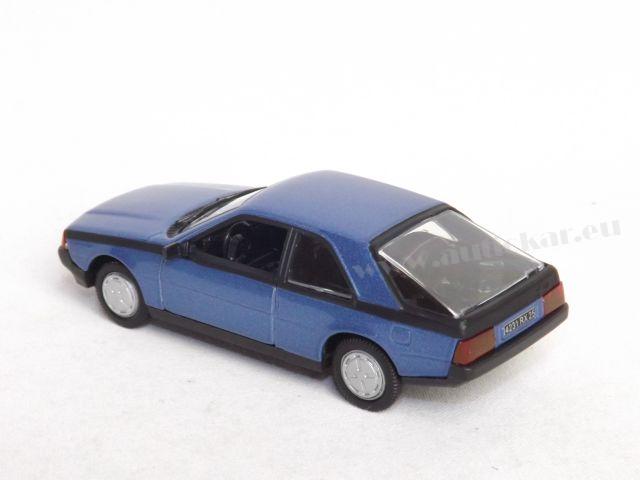 Renault Fuego (blue)