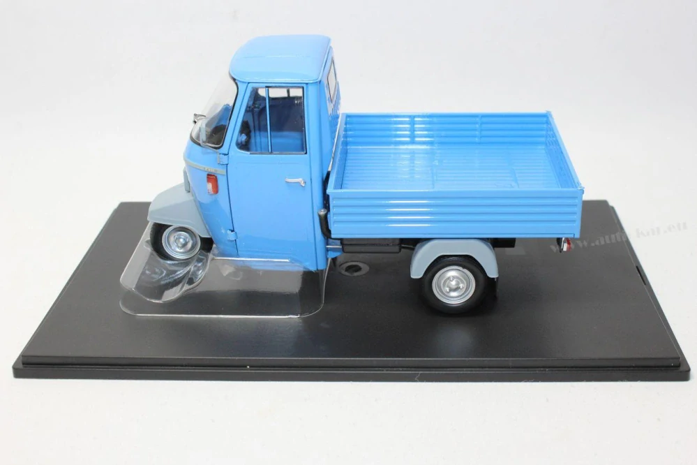 PIAGGIO - APE P501 VAN Open 1979 1:18