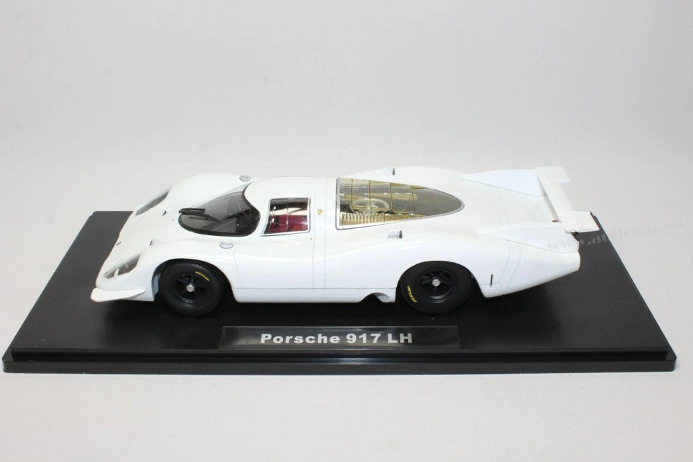 Porsche 917 LH 4,5L Plain Body Version 1:18