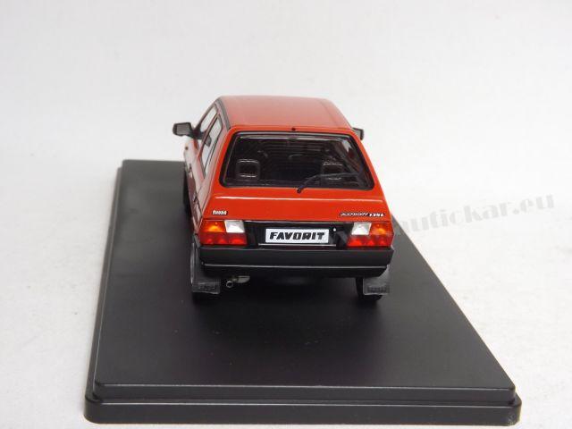Škoda Favorit 1:24 (red)